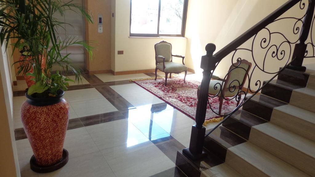Eagle Palace Hotel ナクル 部屋 写真